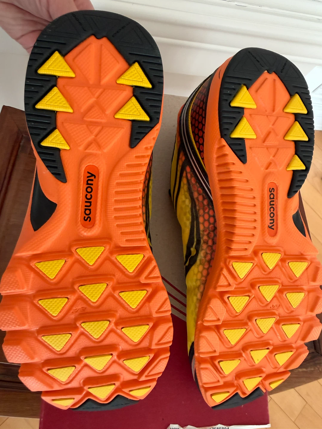 Saucony Progrid Kinvara 2 - Size 9 - photo 2