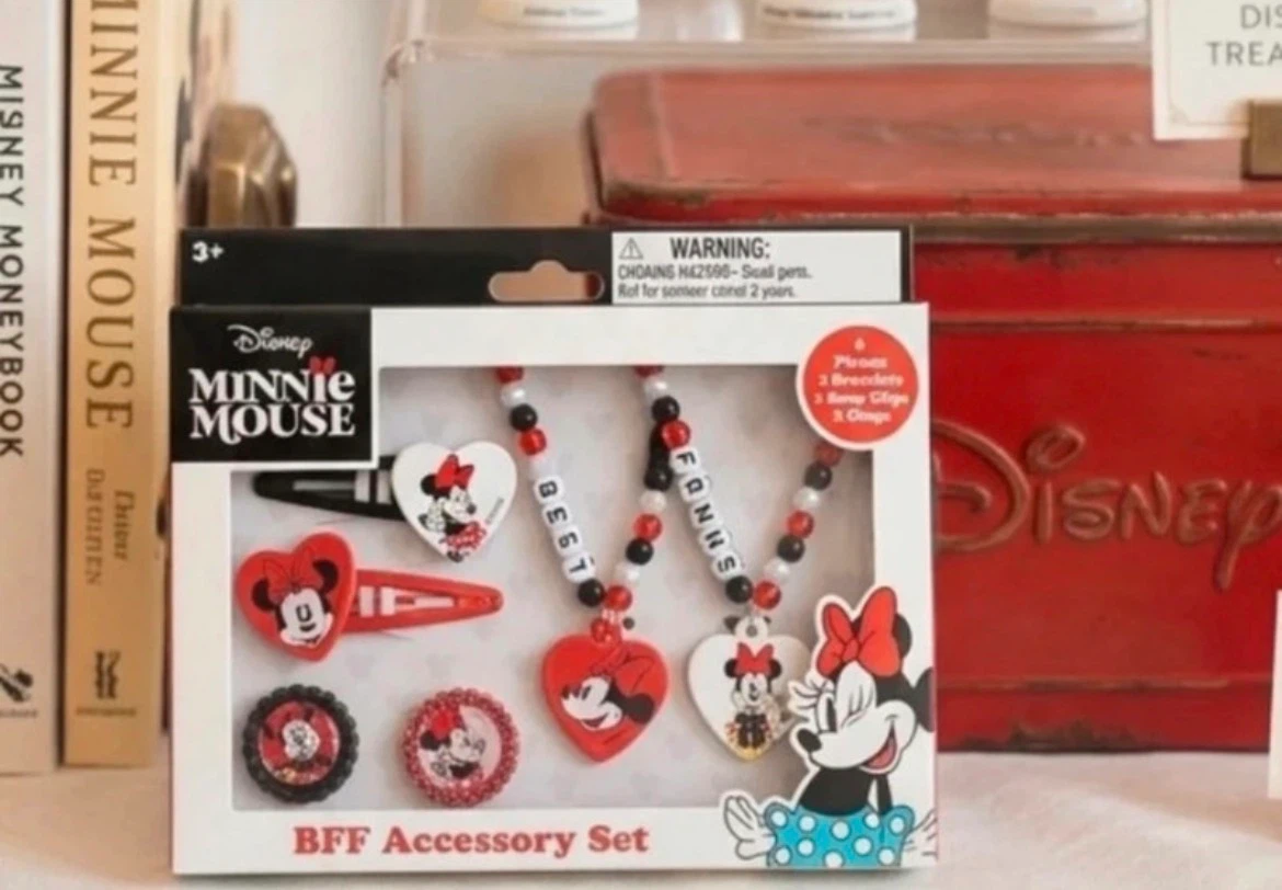 Disney Minnie Mouse BFF Accessory Set