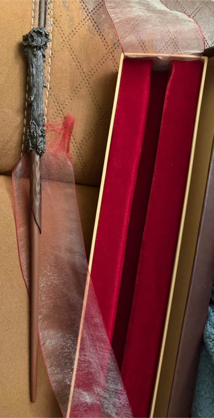 Harry Potter Wand Collectible - photo 3