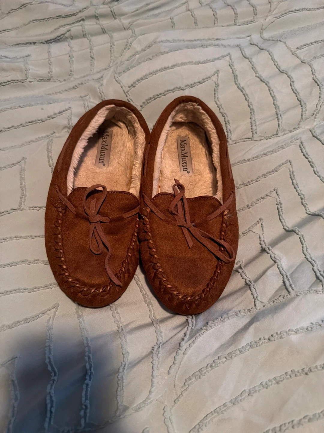 Slippers size 6