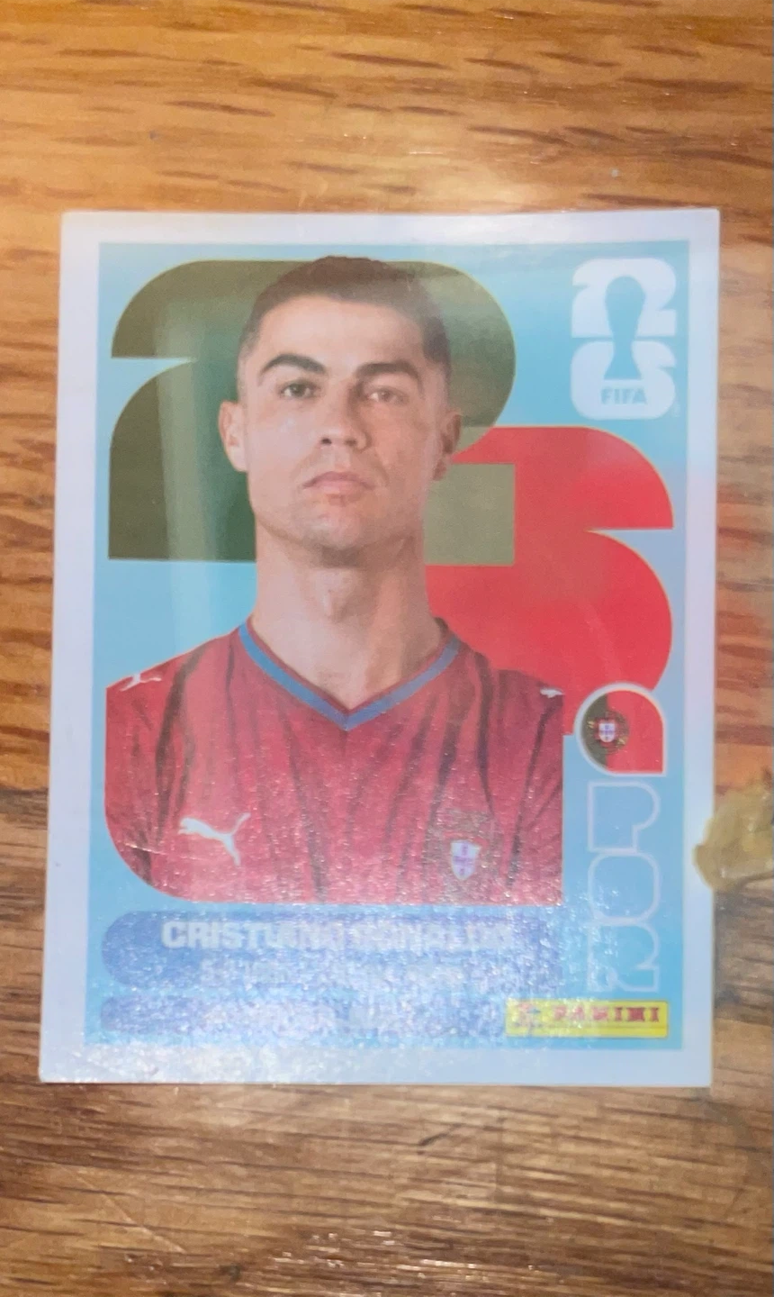Two Cristiano Ronaldo Panini Trading Cards - photo 3