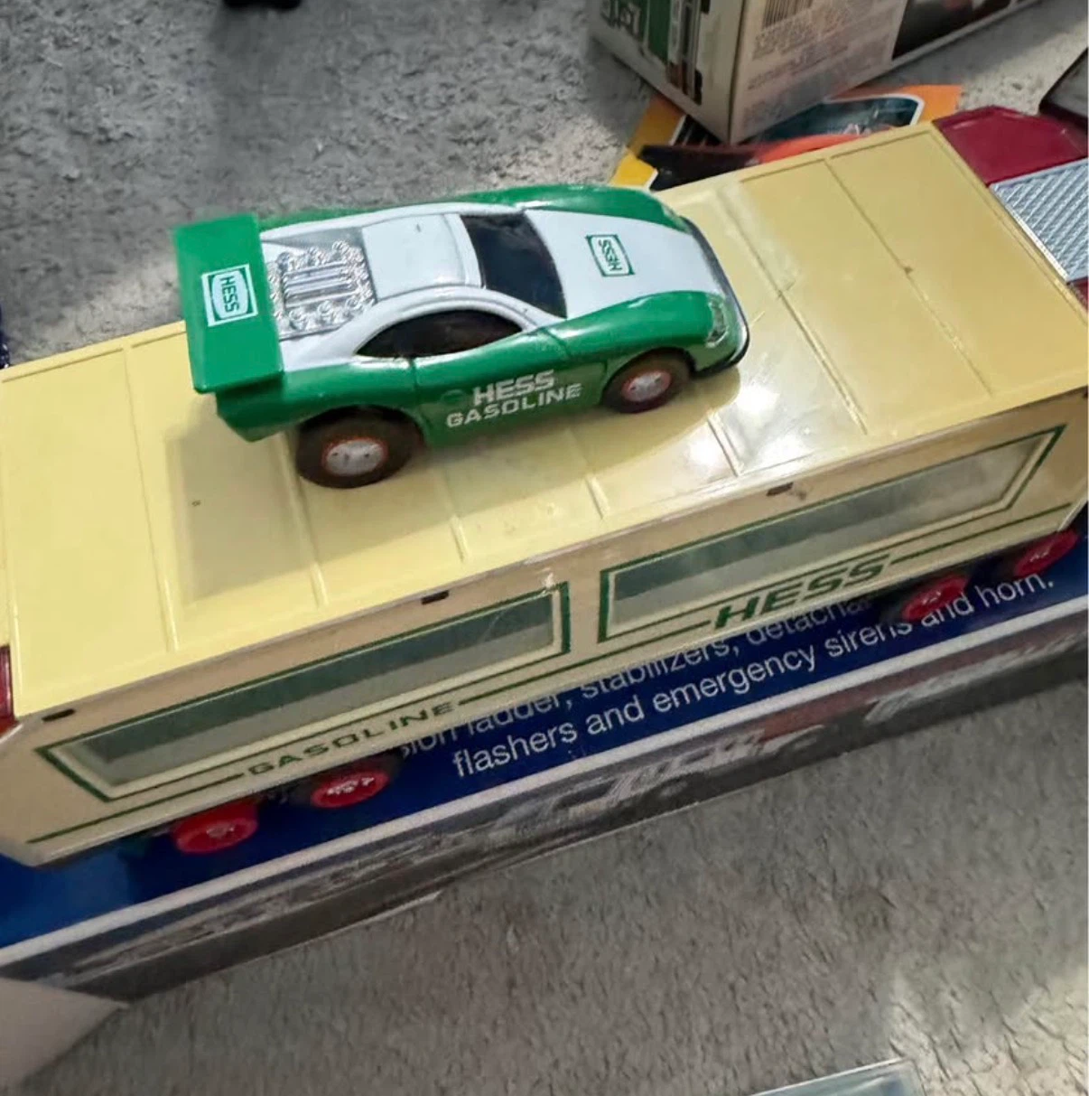 Hess Toy Truck with Racer Car - photo 3