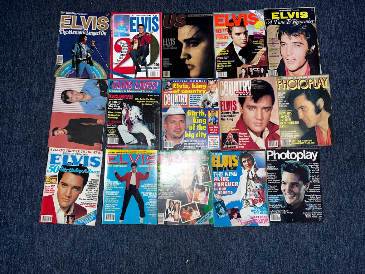 ELVIS PRESLEY COLLECTIBLES FOR SALE! - photo 2