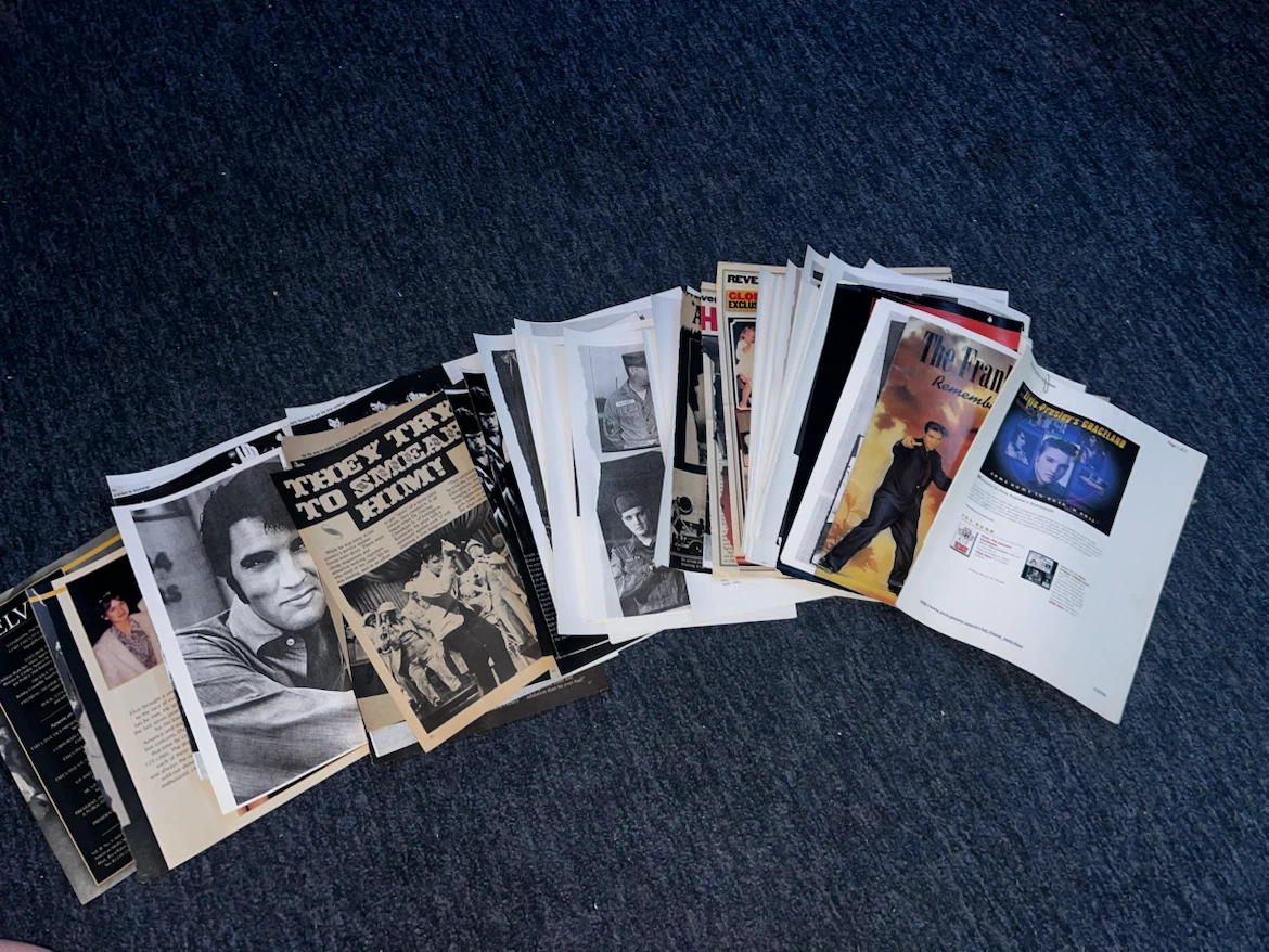 ELVIS PRESLEY COLLECTIBLES FOR SALE! - photo 5