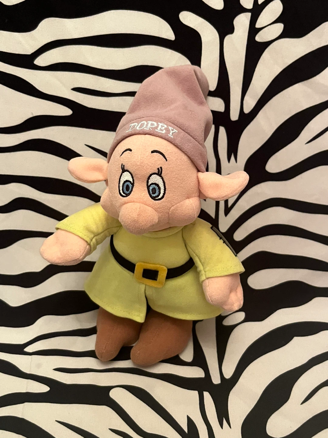 ♥️ Disney Store Dopey Plush Snow White and the Seven Dwarfs ♥️