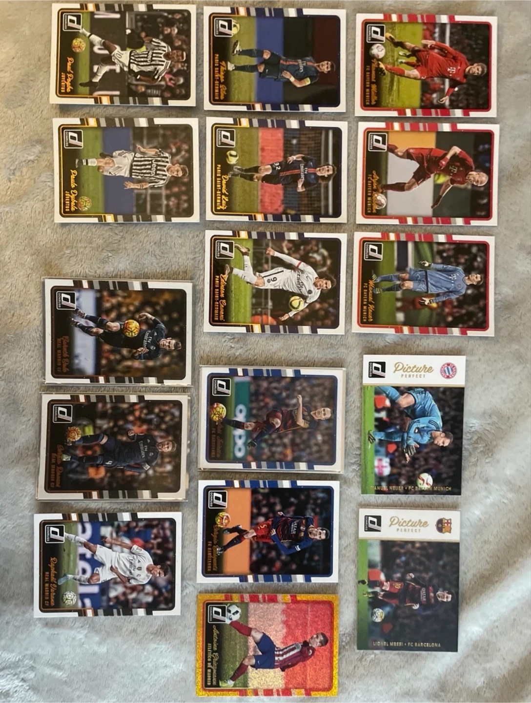 Collection of Assorted Soccer Trading Cards