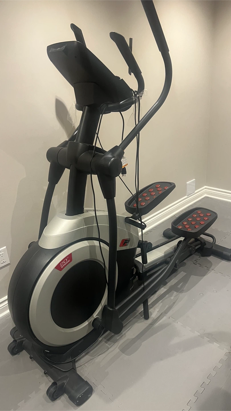ProForm Elliptical Trainer with 20" Stride