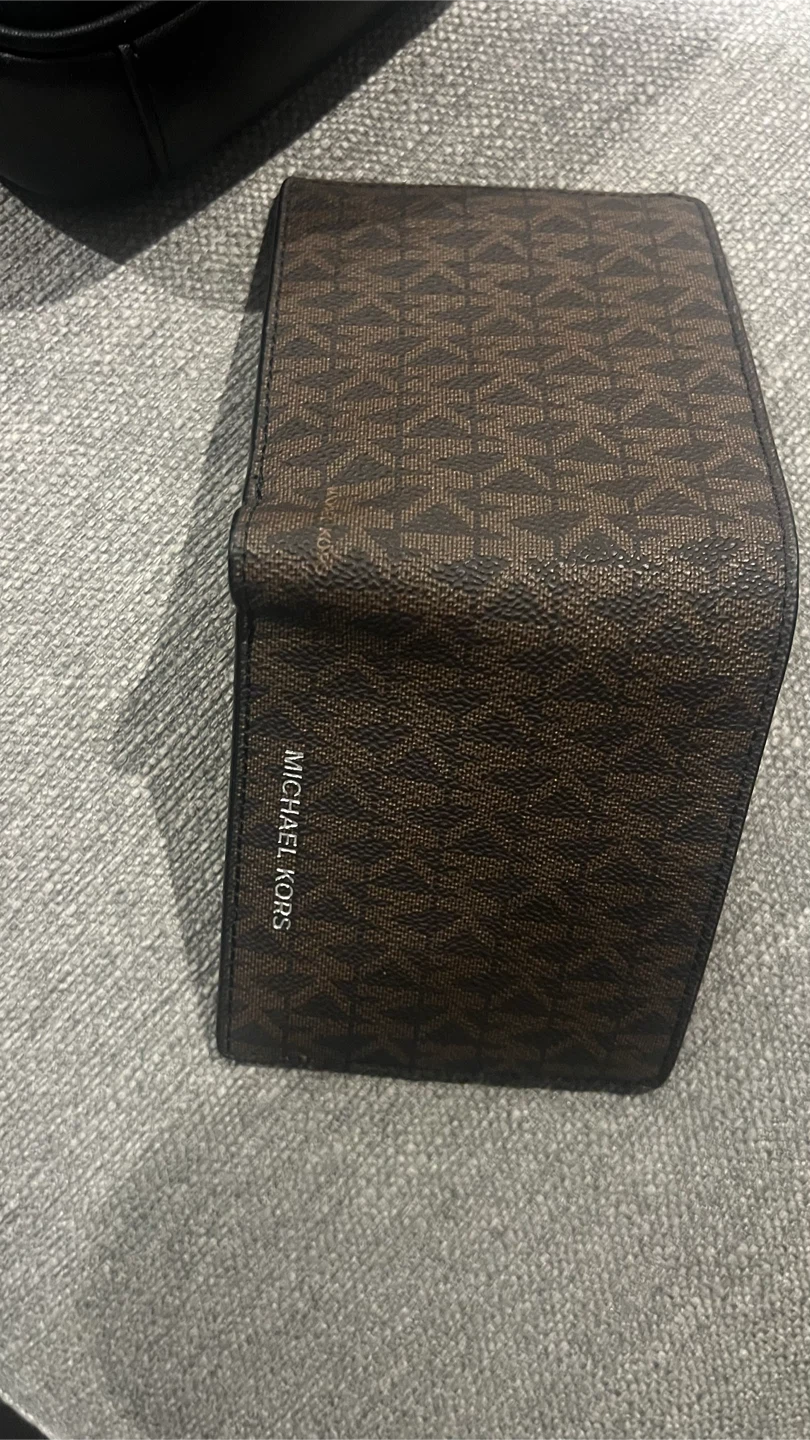 Michael Kors Signature Logo Bifold Wallet - photo 3