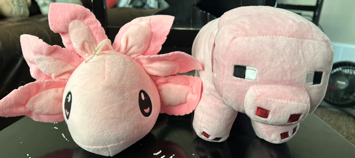 Set of 2 Plush Toys: Minecraft Pig and Axolotl