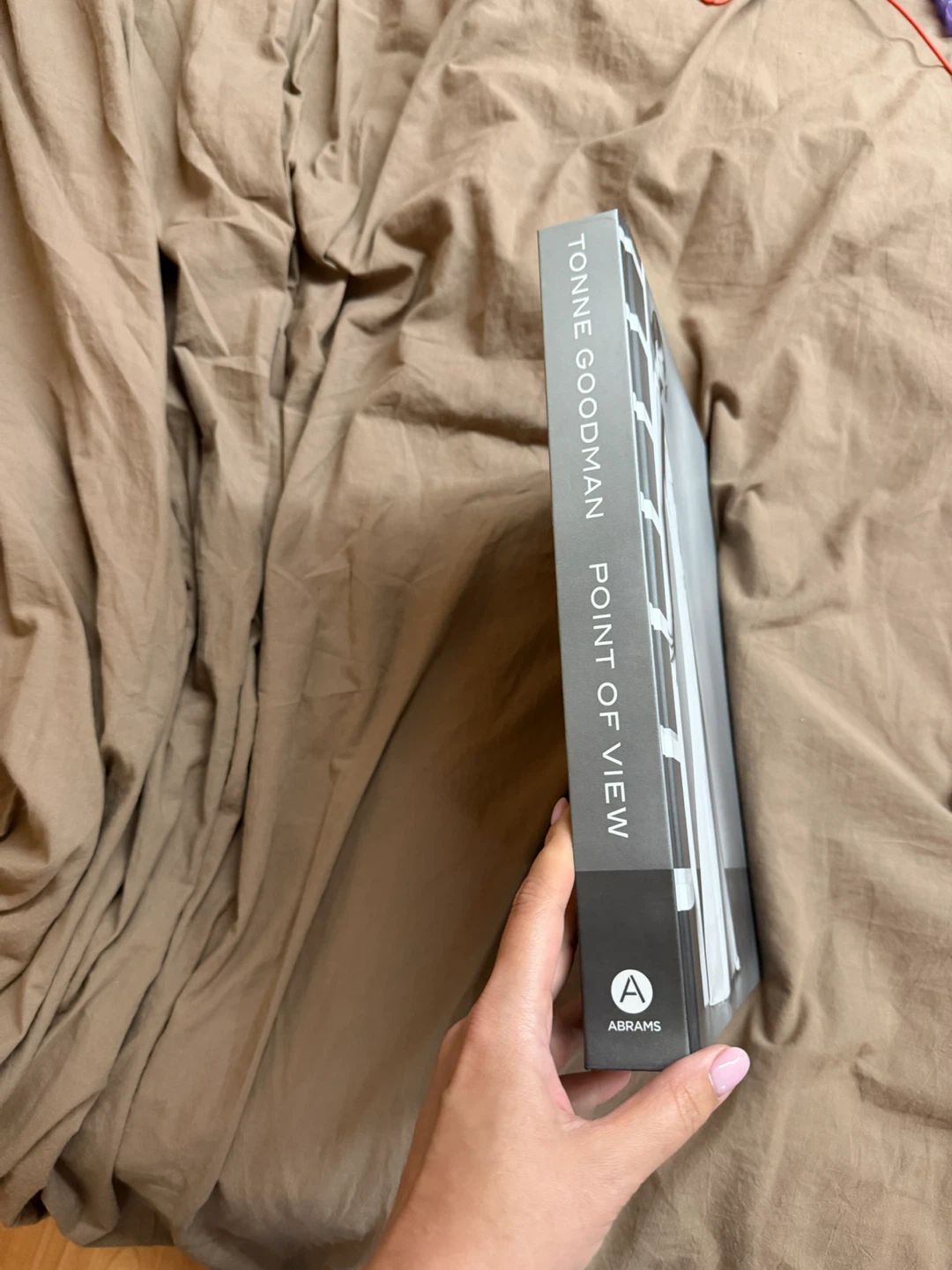 Tonne Goodman Point of View Coffee Table Book - photo 2