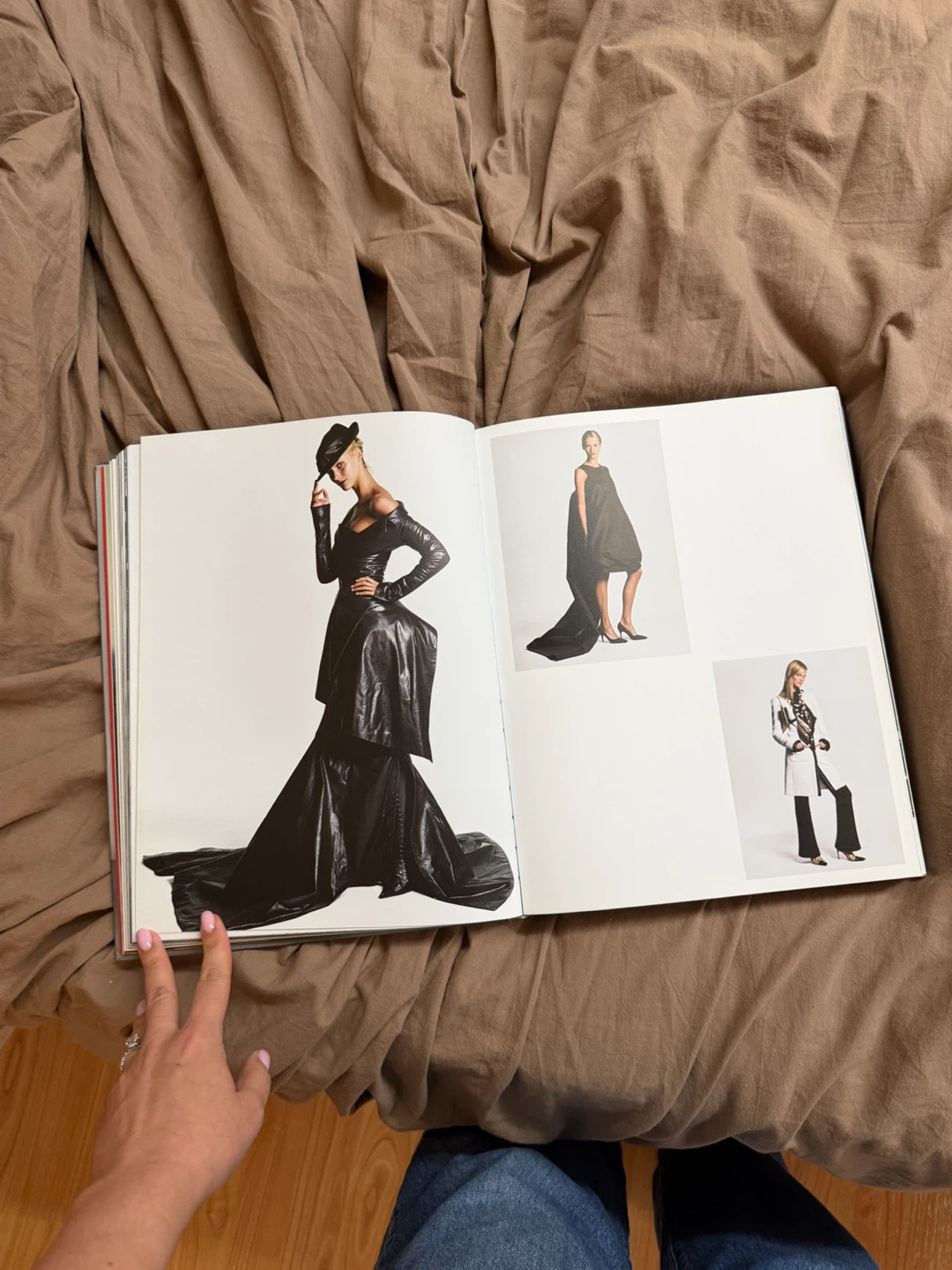 Tonne Goodman Point of View Coffee Table Book - photo 3