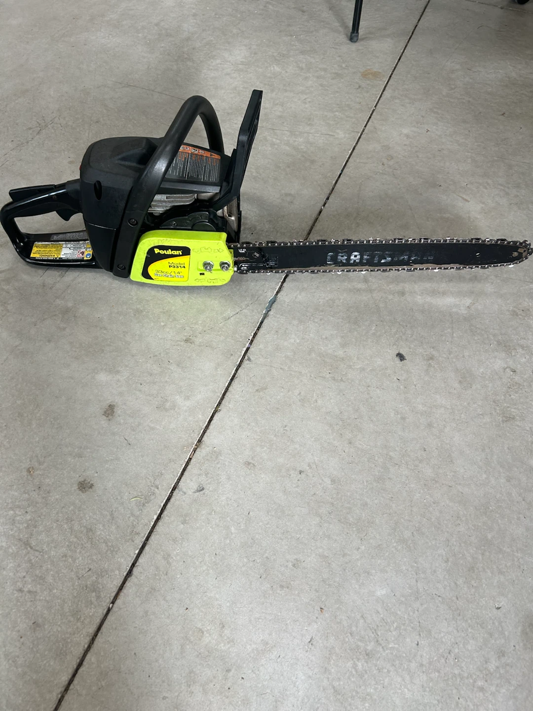 Poulan P3314 Gas Chainsaw 18” bar