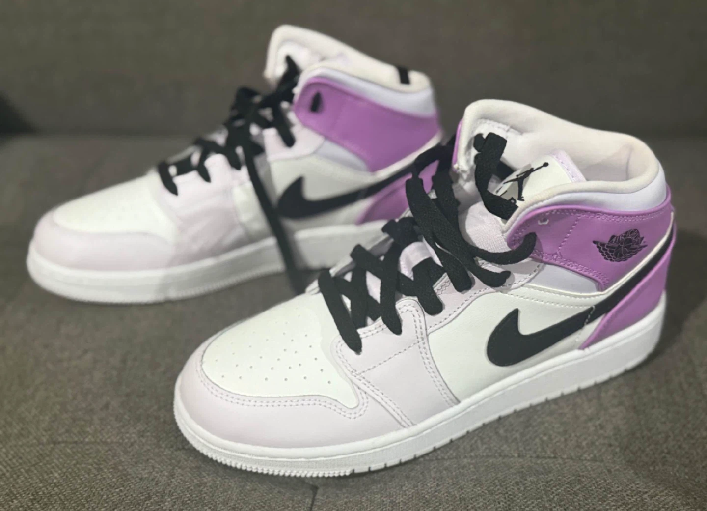 Nike Air Jordan 1 Mid GS - White and Purple