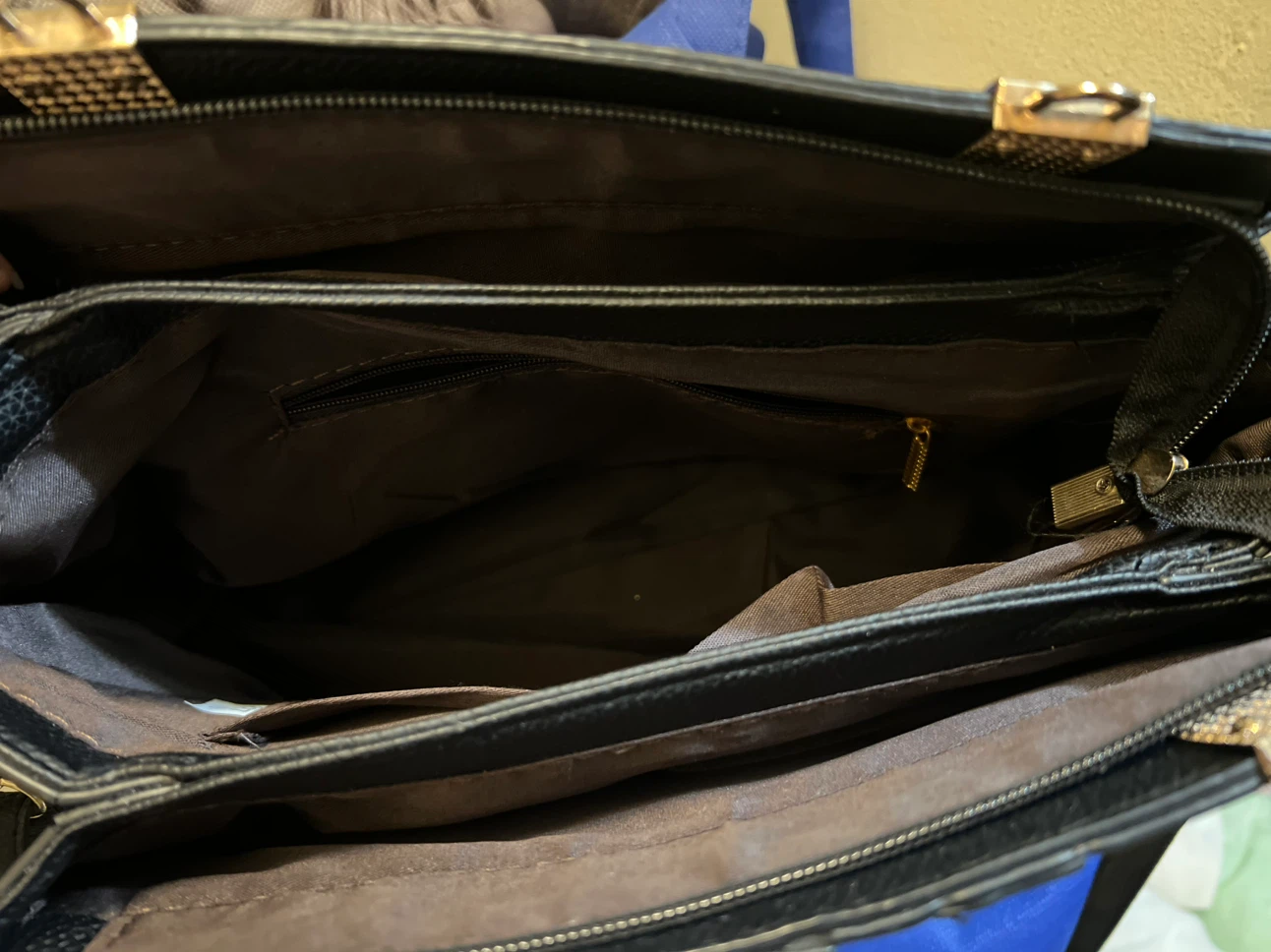 Two-Tone Black and White Shoulder Bag - photo 4