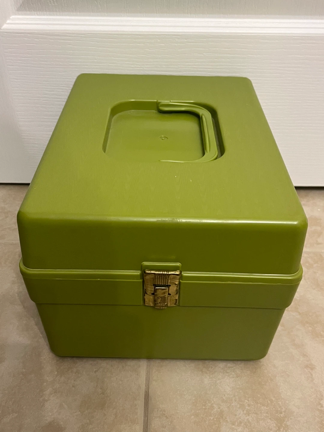 Vintage Wil-hold Plastic Storage Case