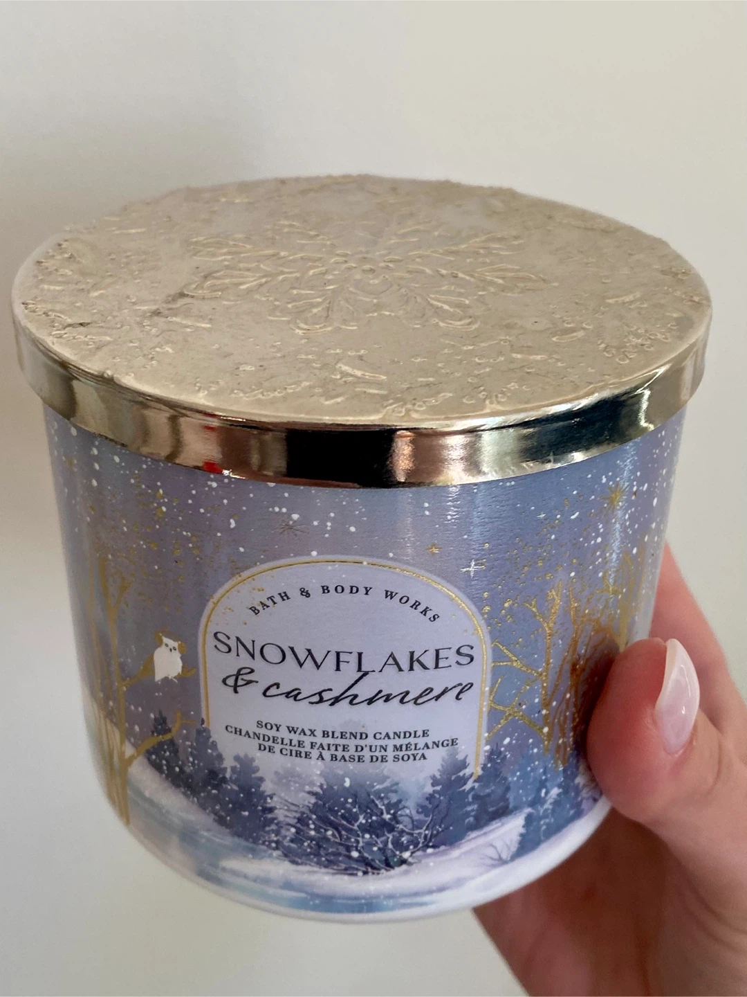 Large Snowflakes & Cashmere Candle