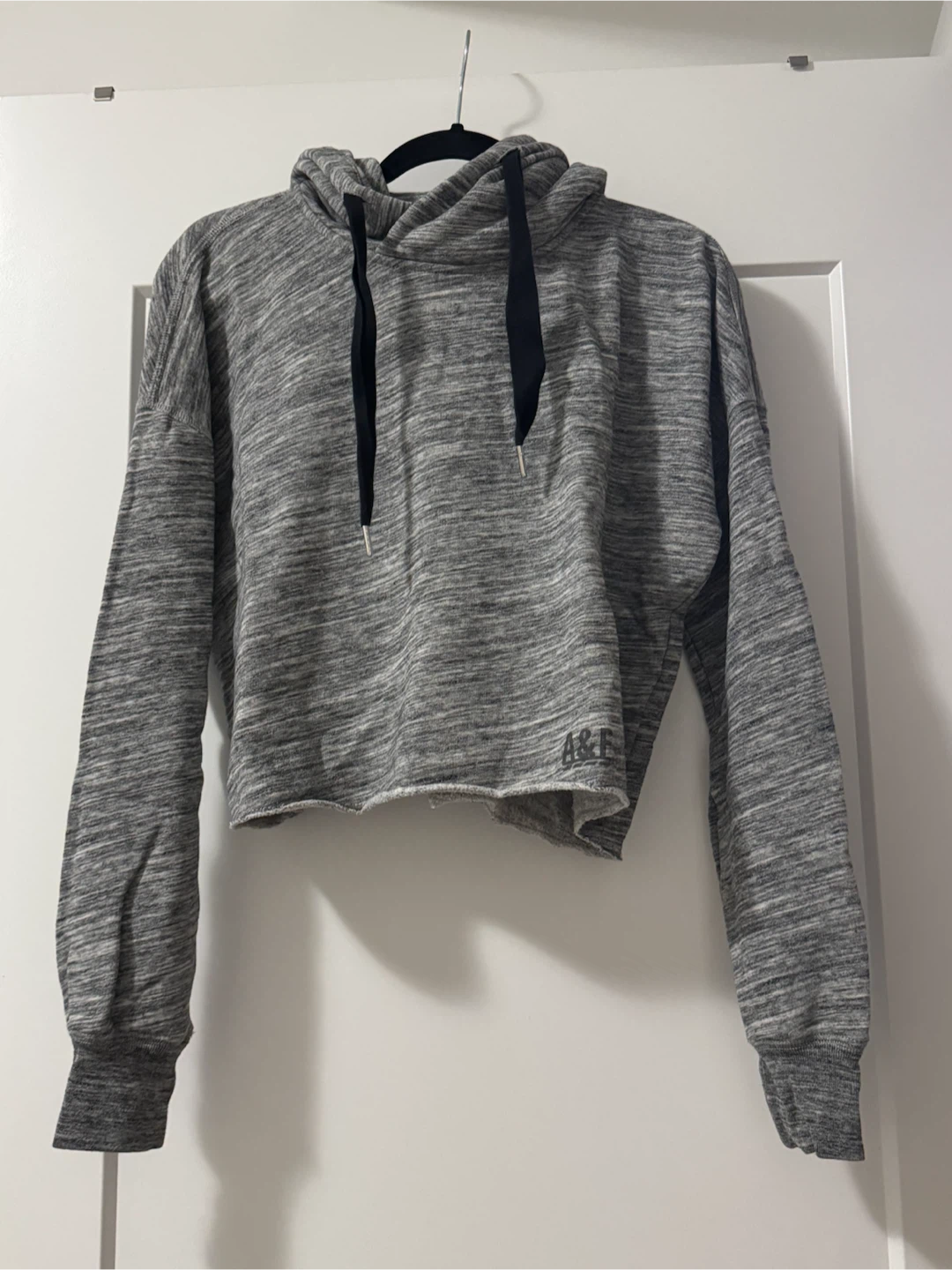 Abercrombie & Fitch grey crop hoodie - S
