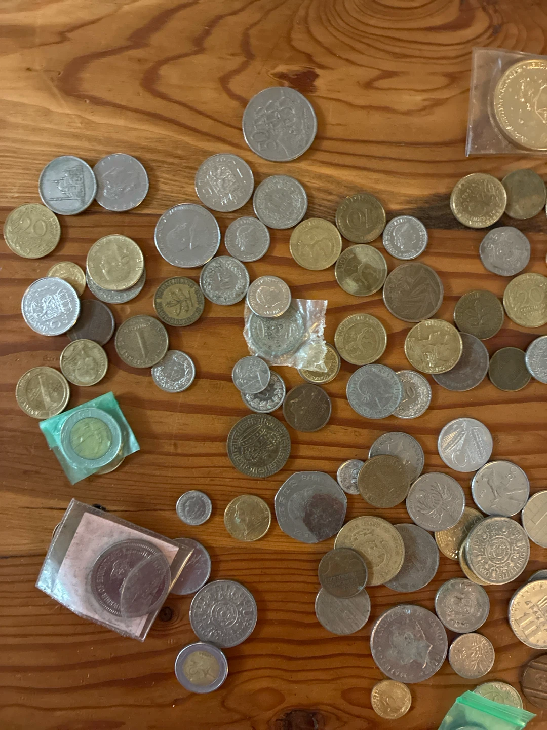 Large Collection of World Coins - photo 4