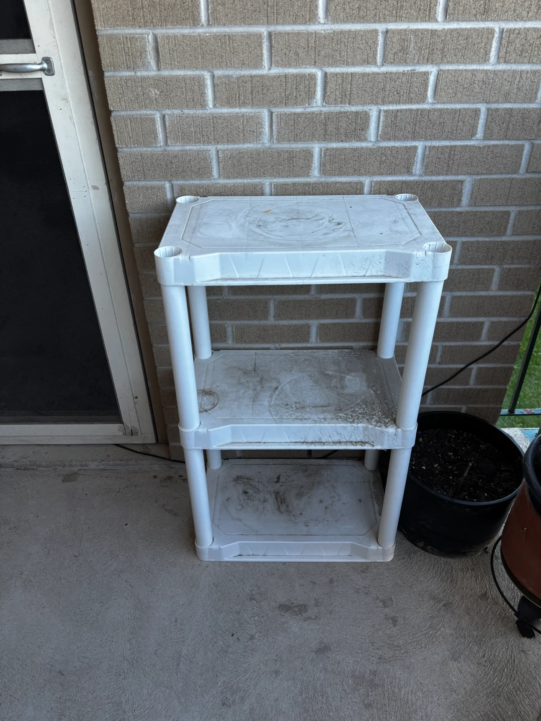White Plastic 3-Tier Shelving Unit