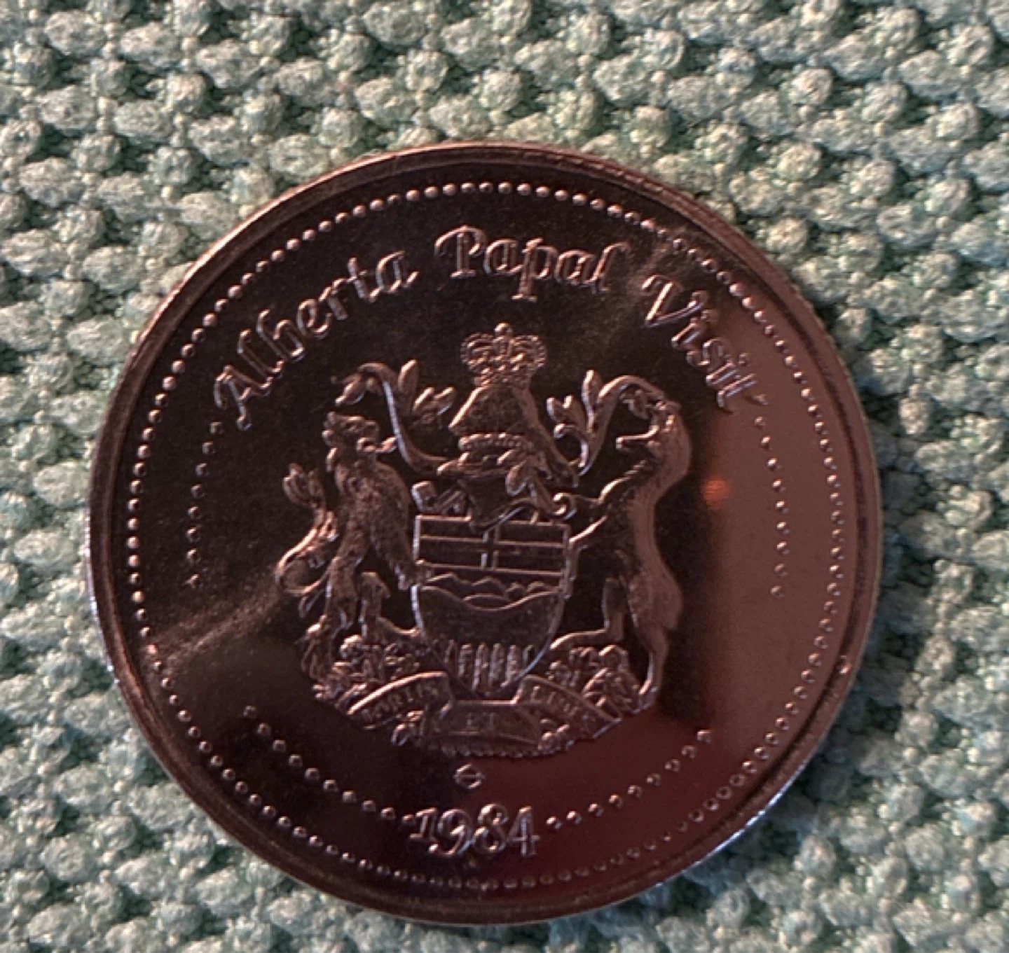 1984 Alberta Papal Visit Commemorative Coin - photo 2