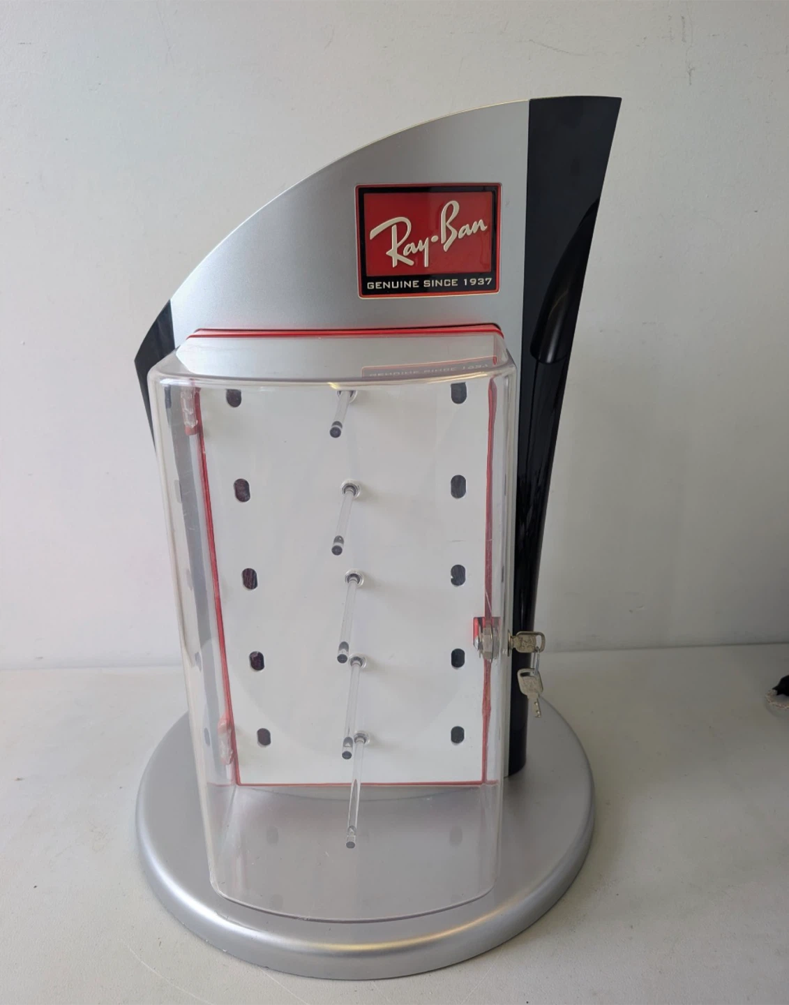 Ray-Ban Eyewear Display Case - photo 3