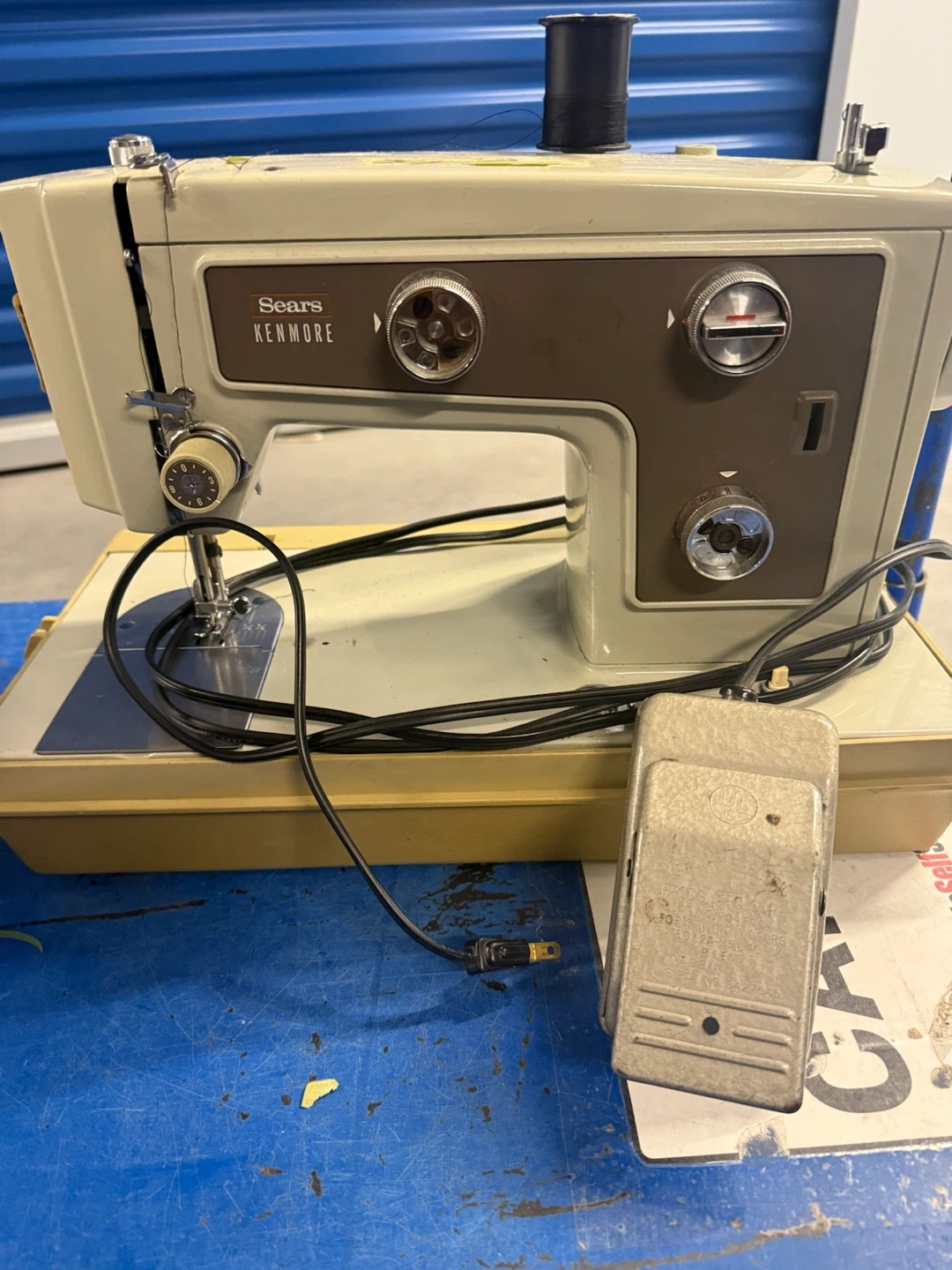 Vintage Sears Kenmore Sewing Machine - photo 2