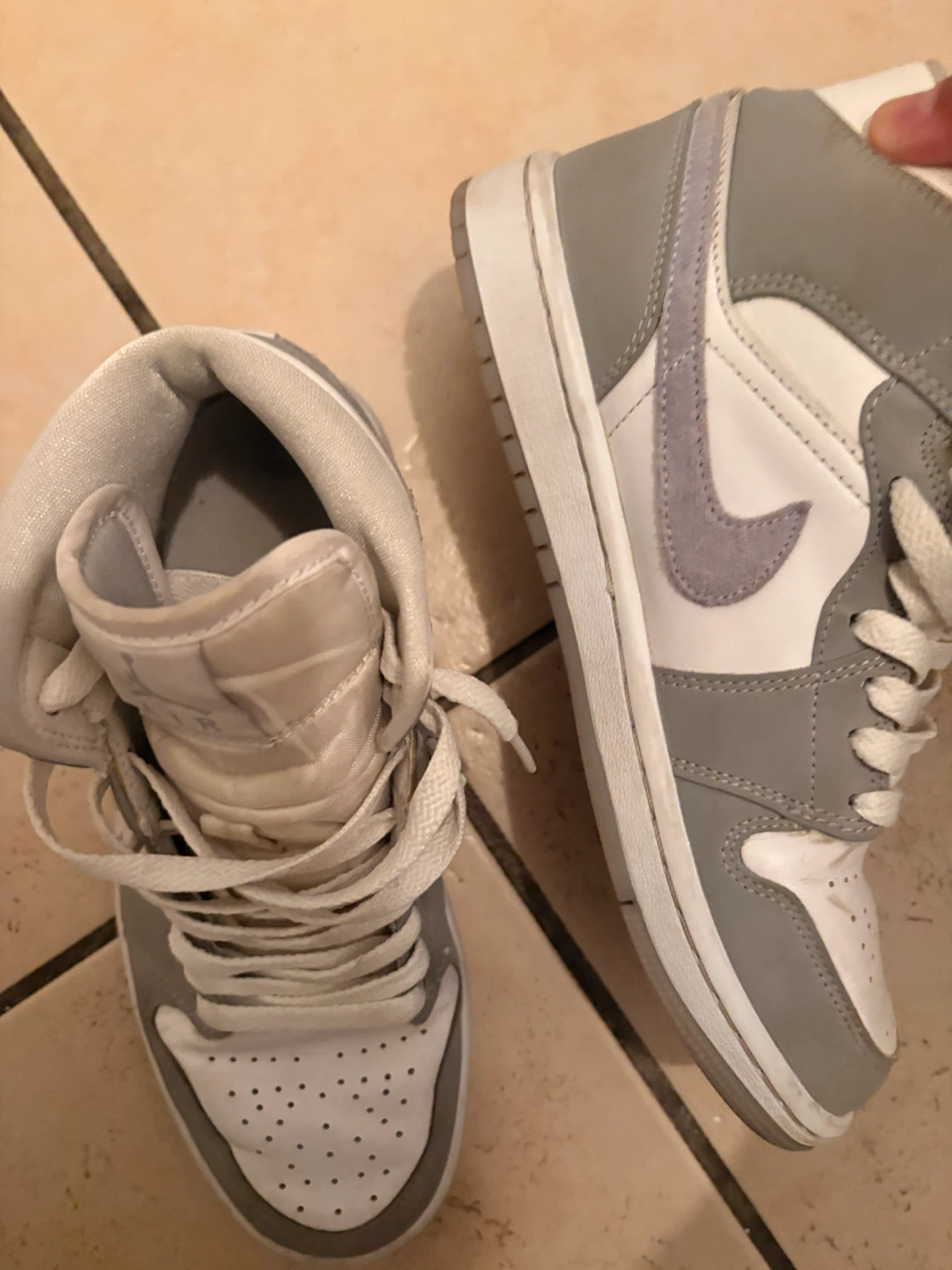 Nike Air Jordan 1 Mid Grey White - photo 3