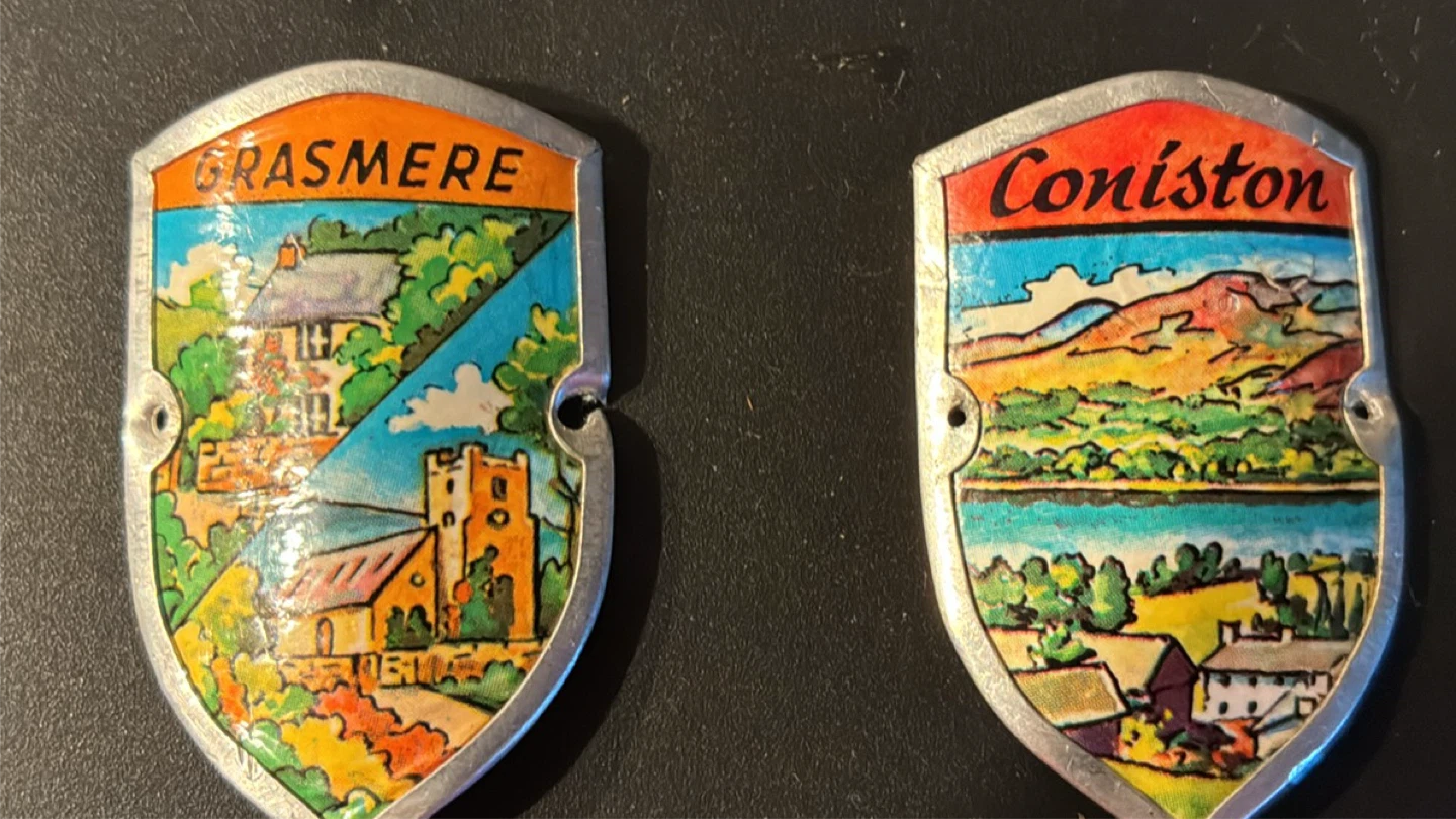 Set of 6 Vintage English Travel Badges - photo 3