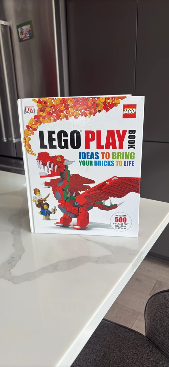 LEGO Play Book: Ideas to Bring Your Bricks to Life - photo 2