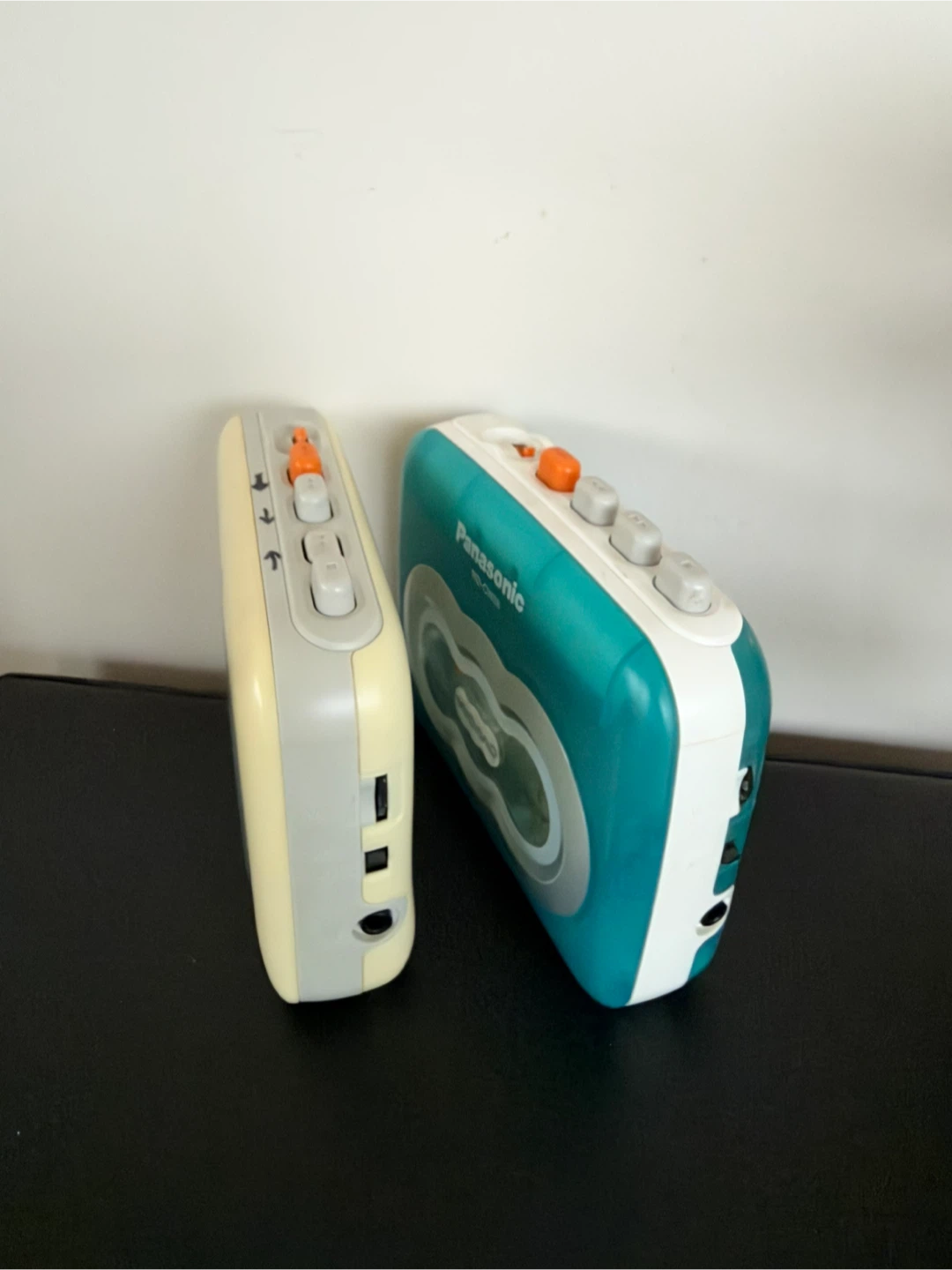 2 Panasonic RQ-CW05 Stereo Cassette Players - photo 3