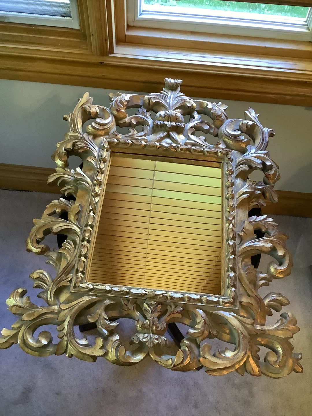 Vintage Gold Coloured Ornate Wood Mirror 🐞