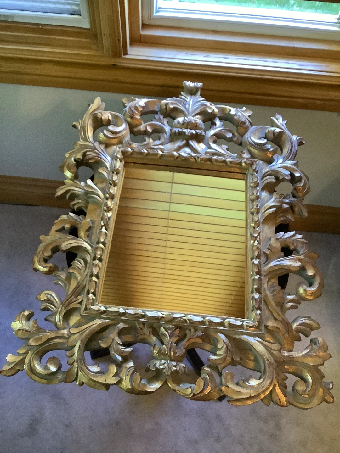 Vintage Gold Coloured Ornate Wood Mirror 🐞 - photo 4