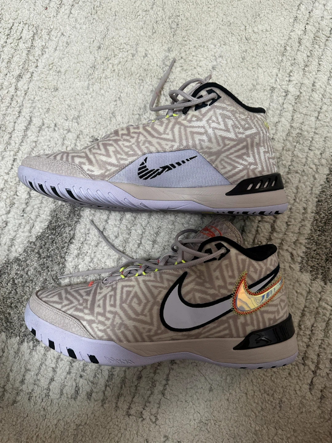 Nike LeBron Witness 8 – Men’s Size 12 – Excellent Condition