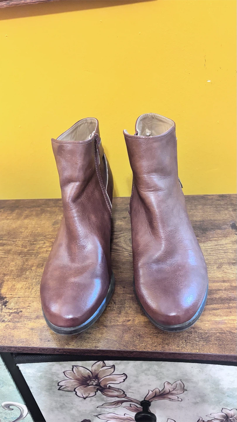 Natural Soul Brown Ankle Boots Size 10M - photo 2