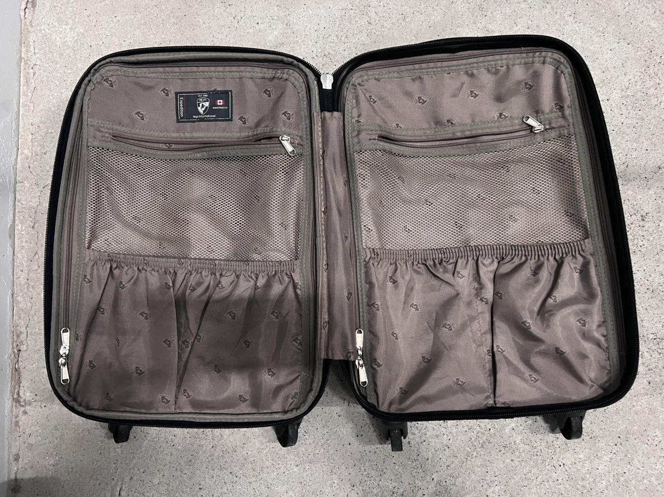HEYS Hardside Spinner Suitcase Carry-On Size, brand new - photo 2