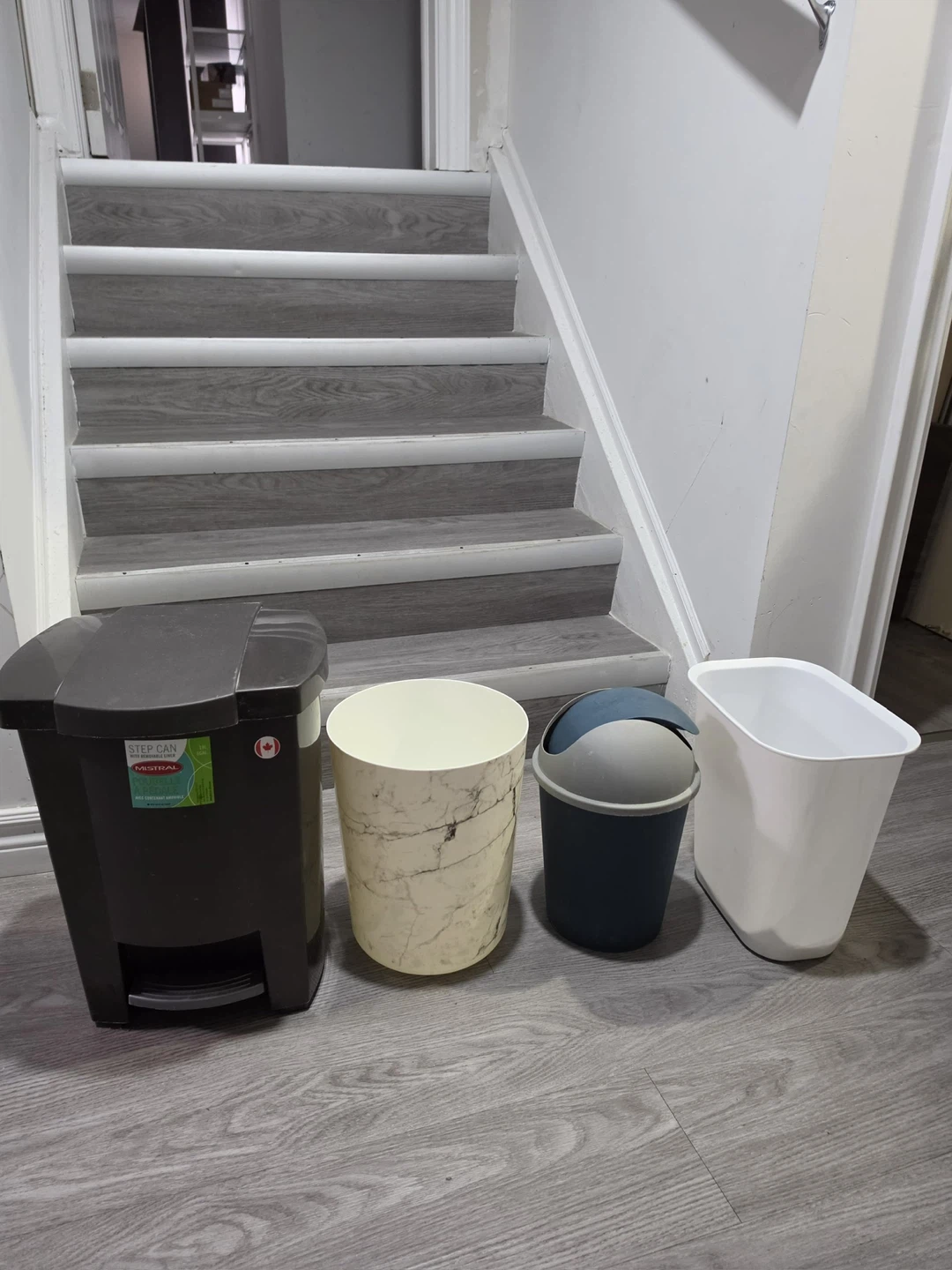 Set of 4 Garbage Bins and Trash Cans