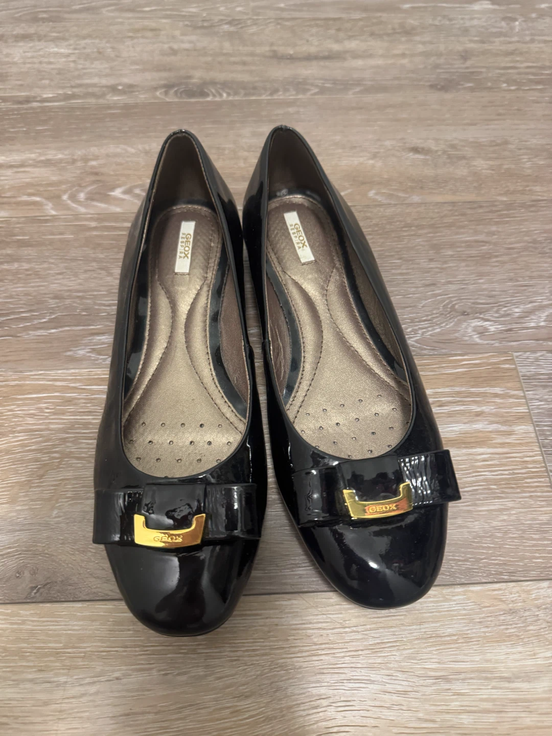 Geox Respira Patent Ballet Flats