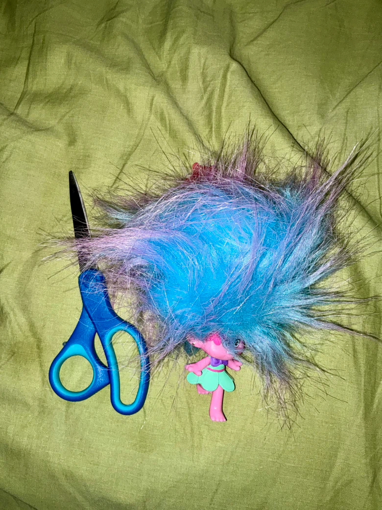 DreamWorks Trolls Poppy keychain figure - photo 4