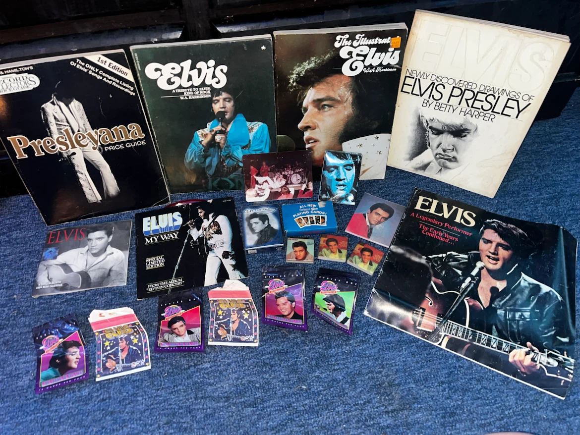 ✨ ELVIS PRESLEY COLLECTIBLES FOR SALE! ✨ - photo 5