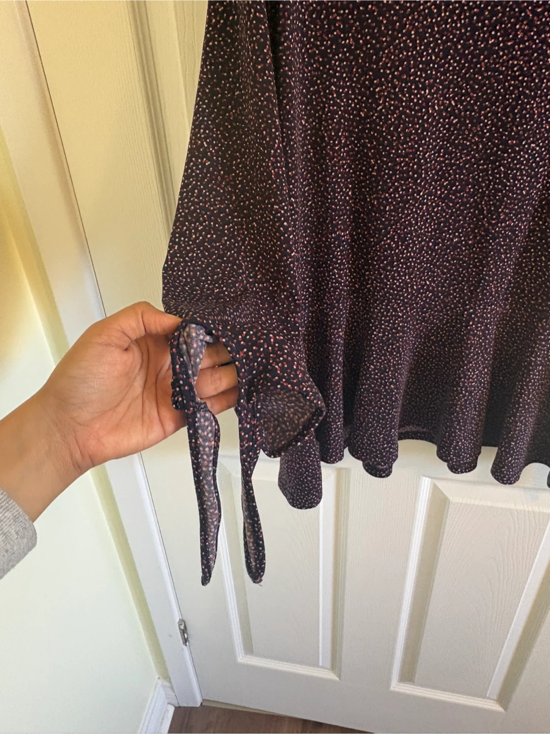 Banana Republic Dotted Blouse (Size S) - photo 4