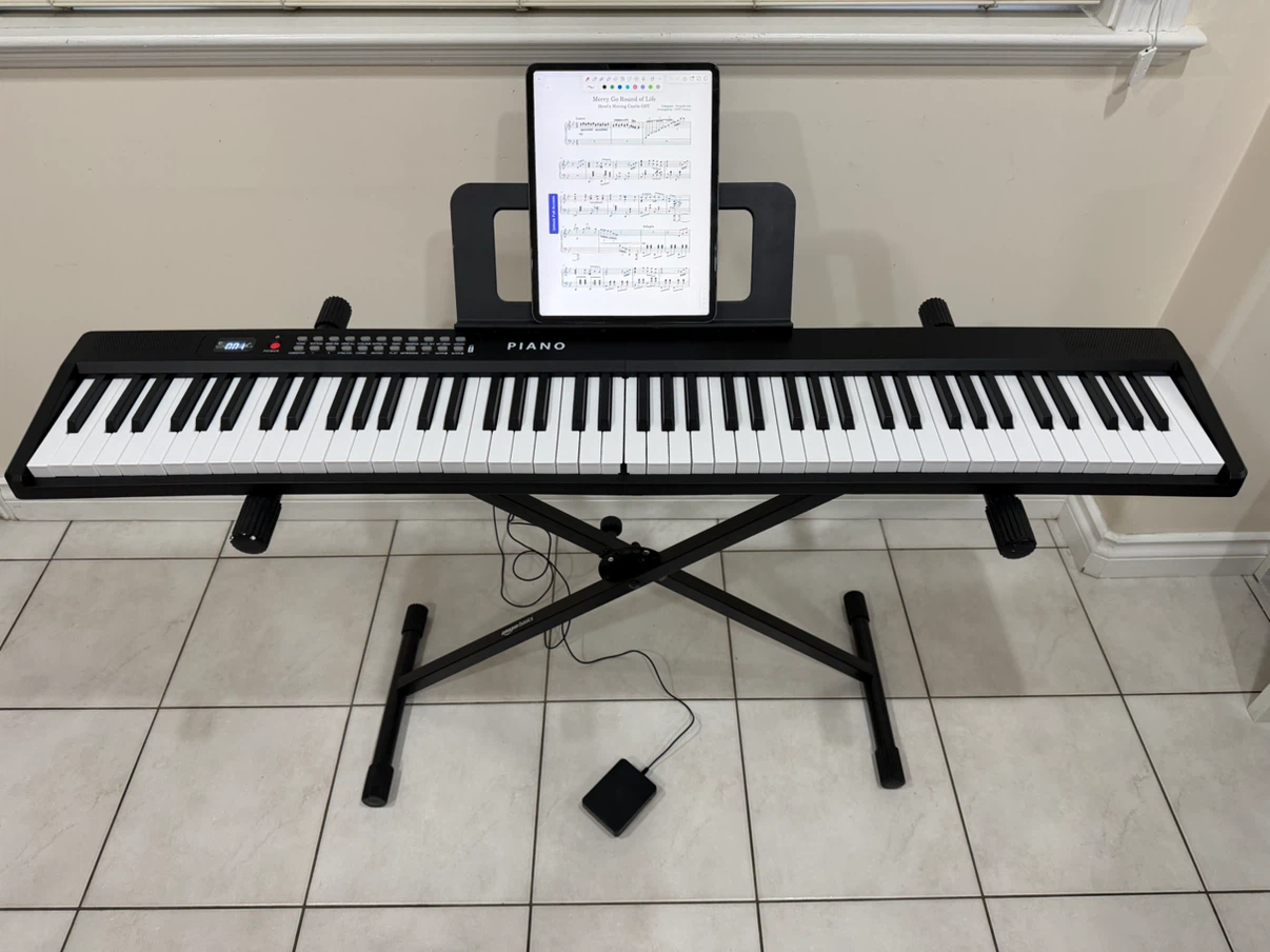Like New)88-Key Foldable Electronic Keyboard Piano Set
