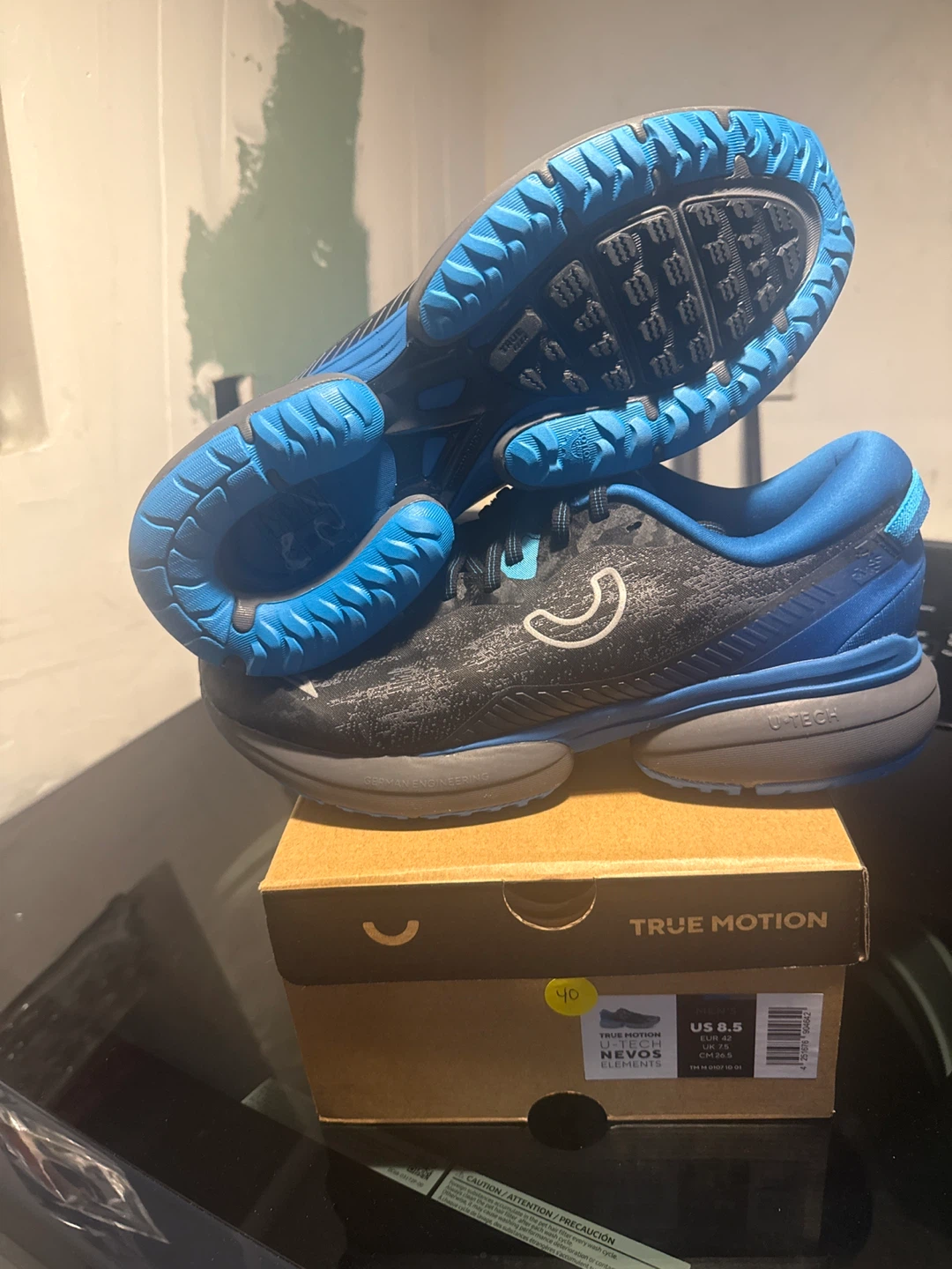 True Motion U-Tech Nevos Elements Running Shoes US 8.5 - photo 3