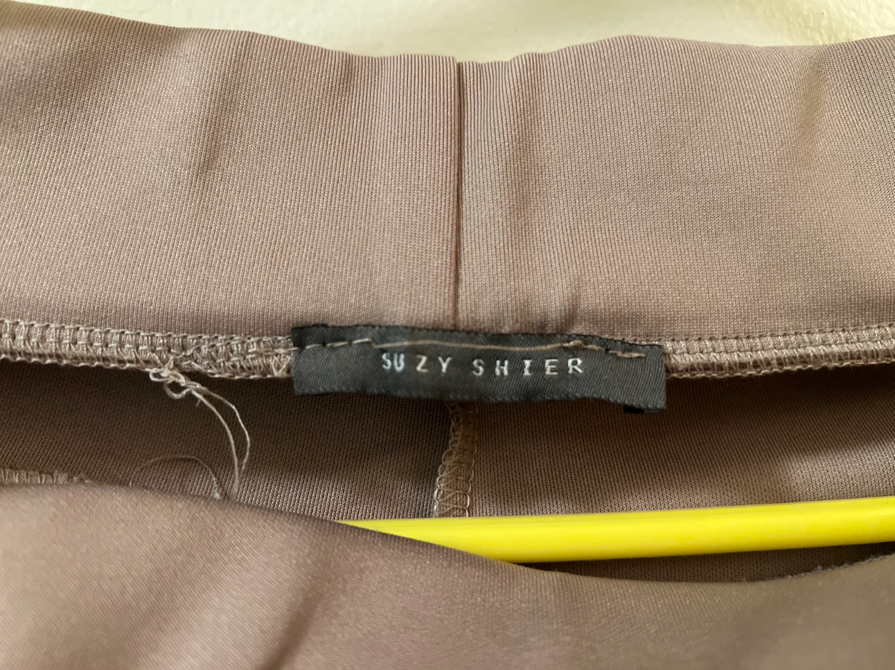 Suzy Shier Tan Leggings - photo 3