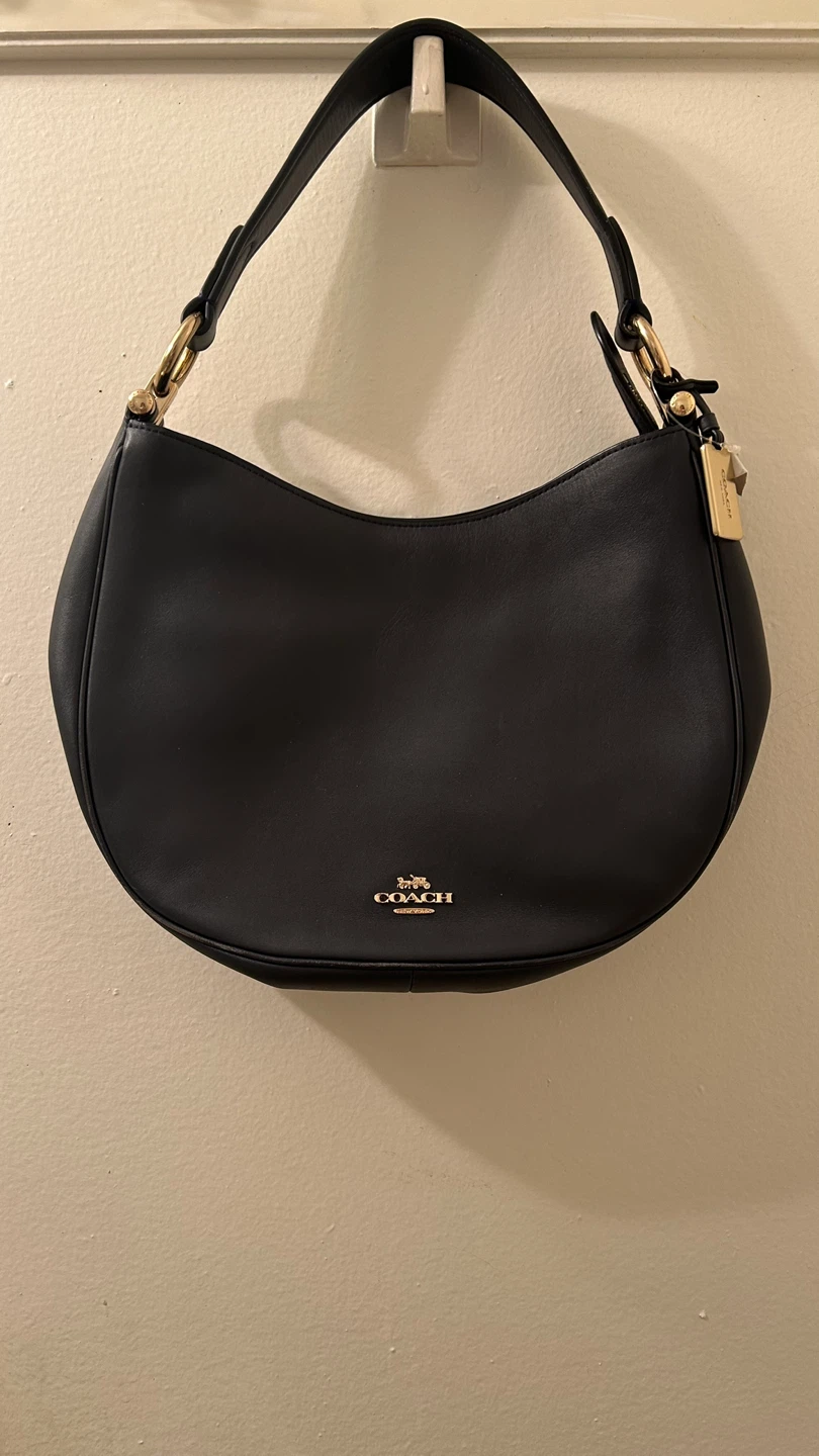 Coach black leather shoulder bag
