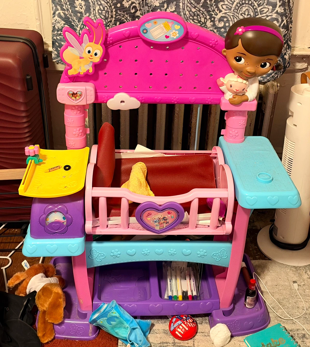 Doc McStuffins Check-Up Center