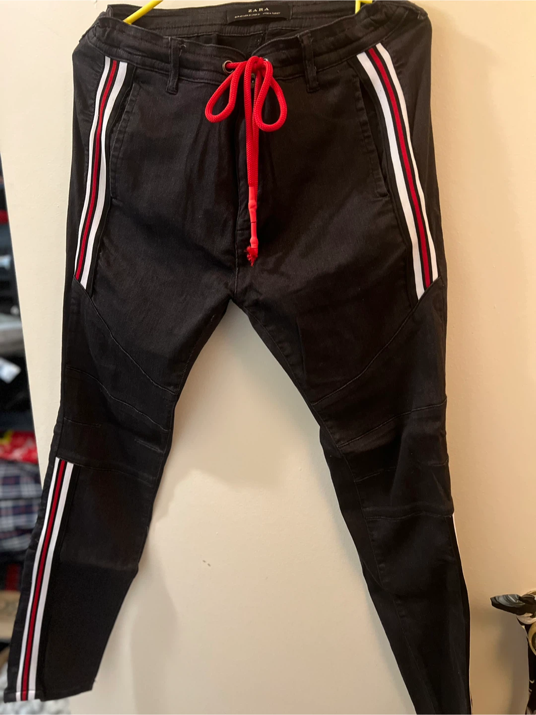 Zara black joggers size 31