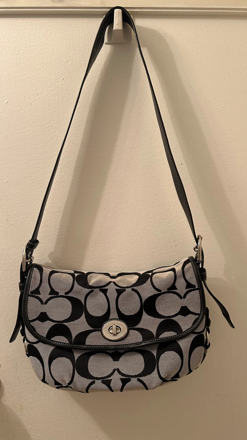 Coach Signature Canvas Shoulder Bag