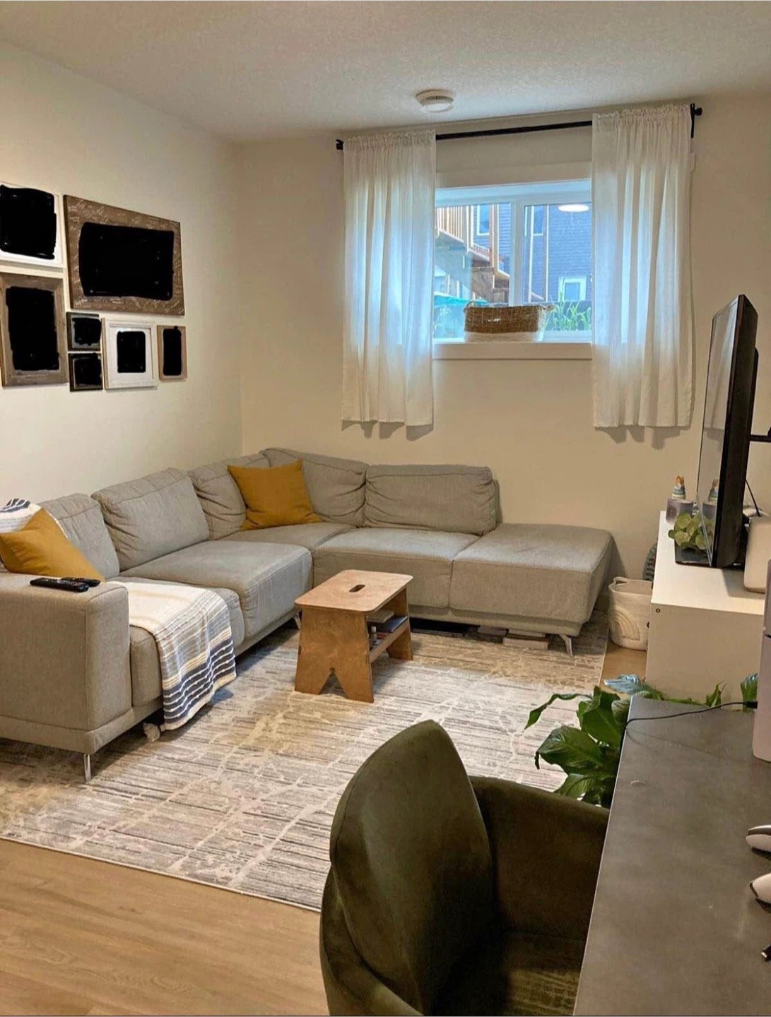 1 legal Basment for rent