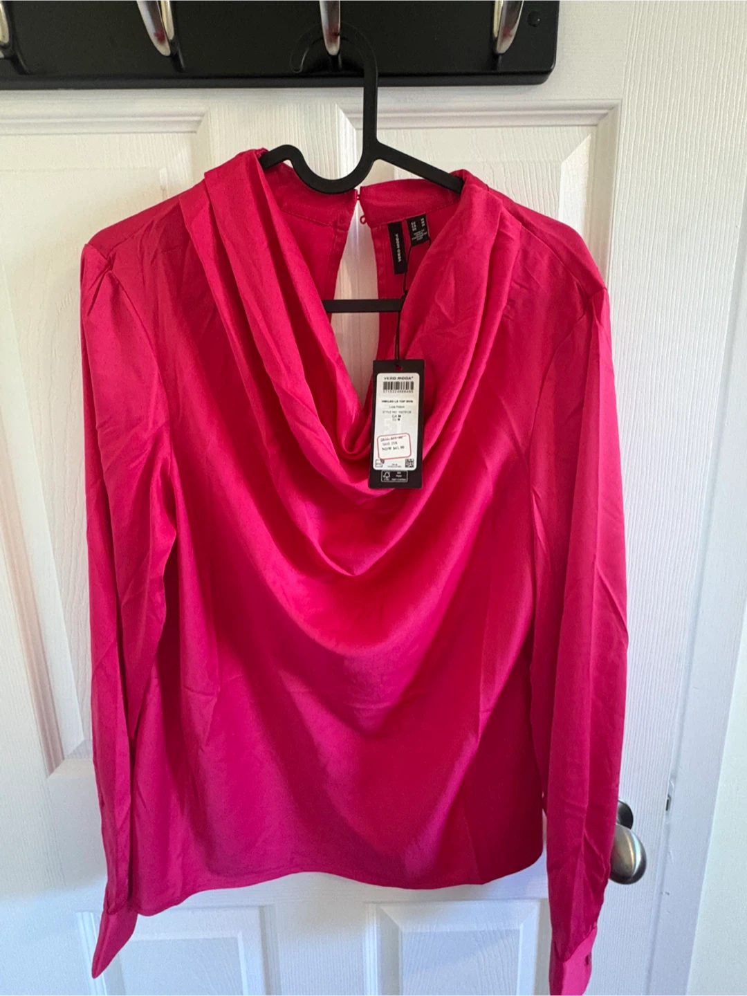 Vero Moda Bright Pink Long‑Sleeve Top (New with tags)