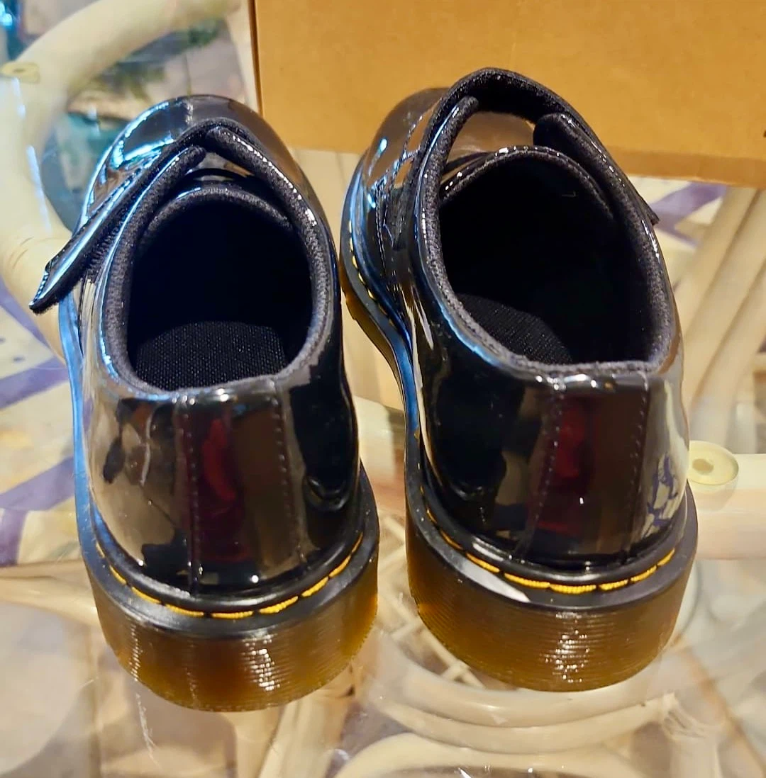 Dr. Martens Kamron Y Patent Leather Shoes Size US 6 - photo 2
